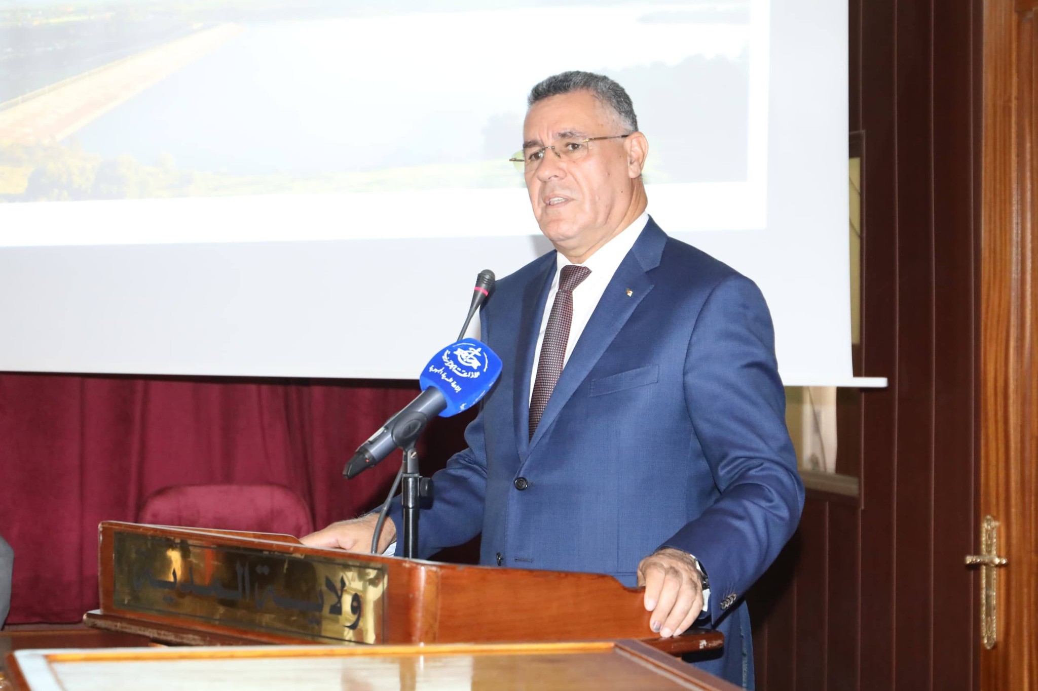 وزير الري يؤكد على ضرورة تصحيح بعض الاختلالات المسجلة في التكفل بالخدمة العمومية للمياه