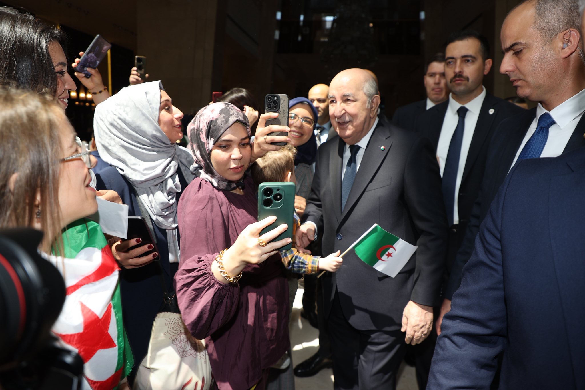 تبون