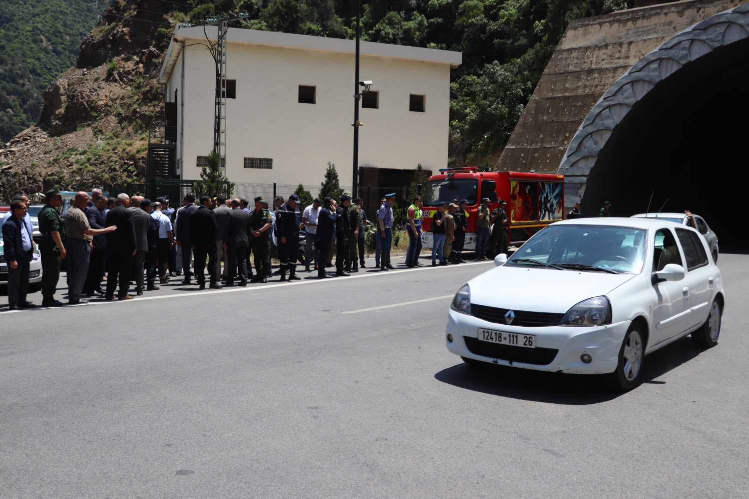 الطريق السيار شمال-جنوب: إعادة فتح مؤقت للنفقين الرابطين بين الحمدانية  والشفة باتجاه الجزائر العاصمة