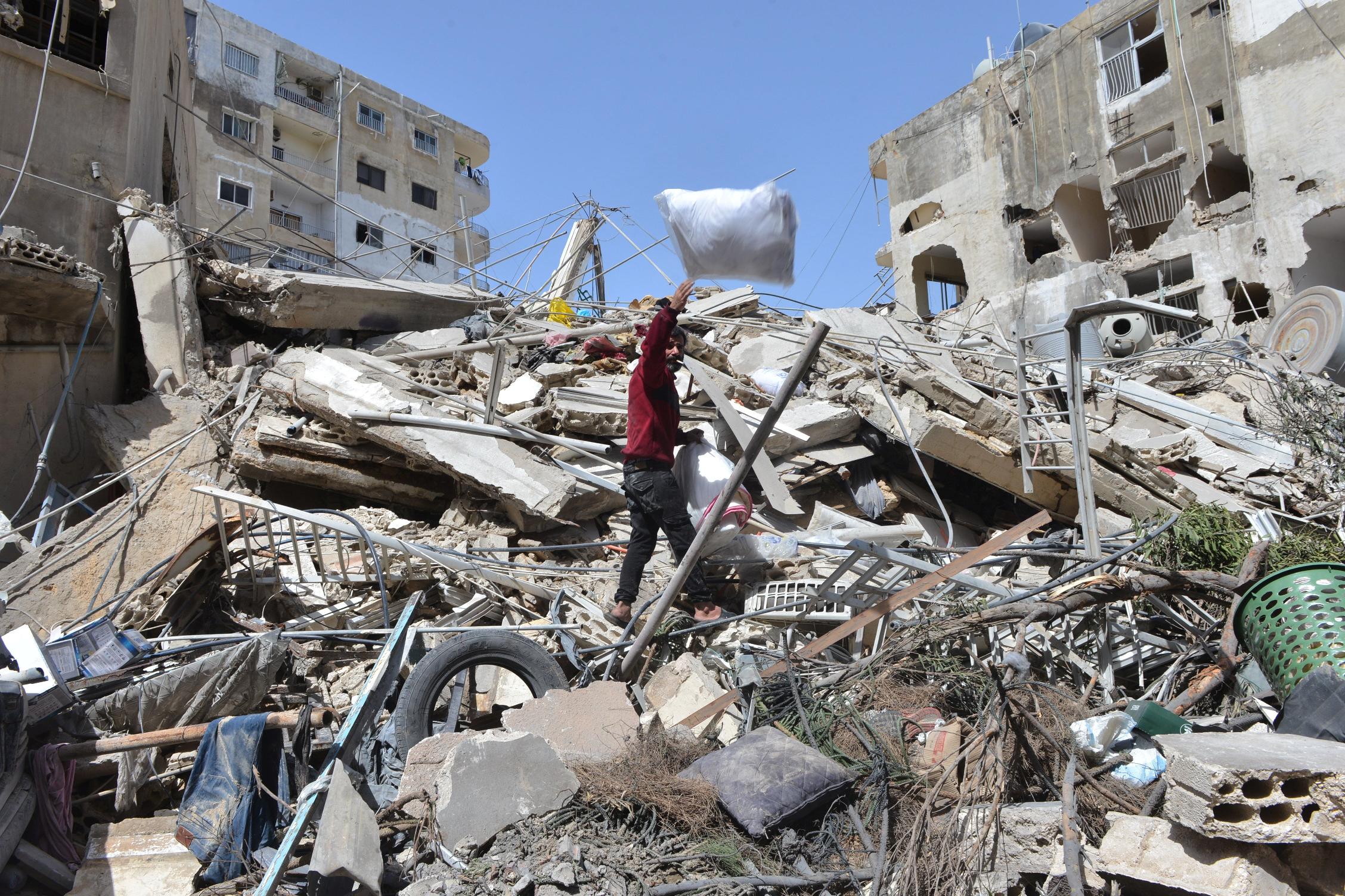 Sept martyrs dans des frappes de l'armée sioniste au Liban  