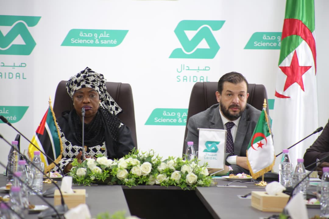 رئيسة جمعية جمهورية موزمبيق تدعو للاستفادة من تجربة الجزائر في الصناعة  الصيدلانية