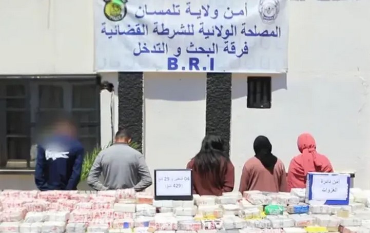 ضبط أزيد من 4 قناطير من الكيف المعالج بتلمسان مصدرها المغرب