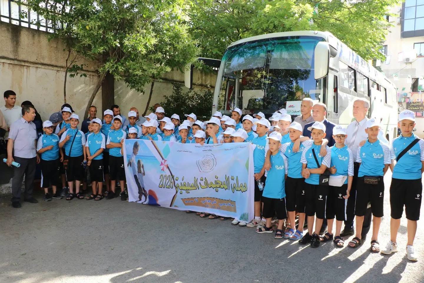 انطلاق أولى أفواج الأطفال نحو المخيمات الصيفية بالمدن الساحلية