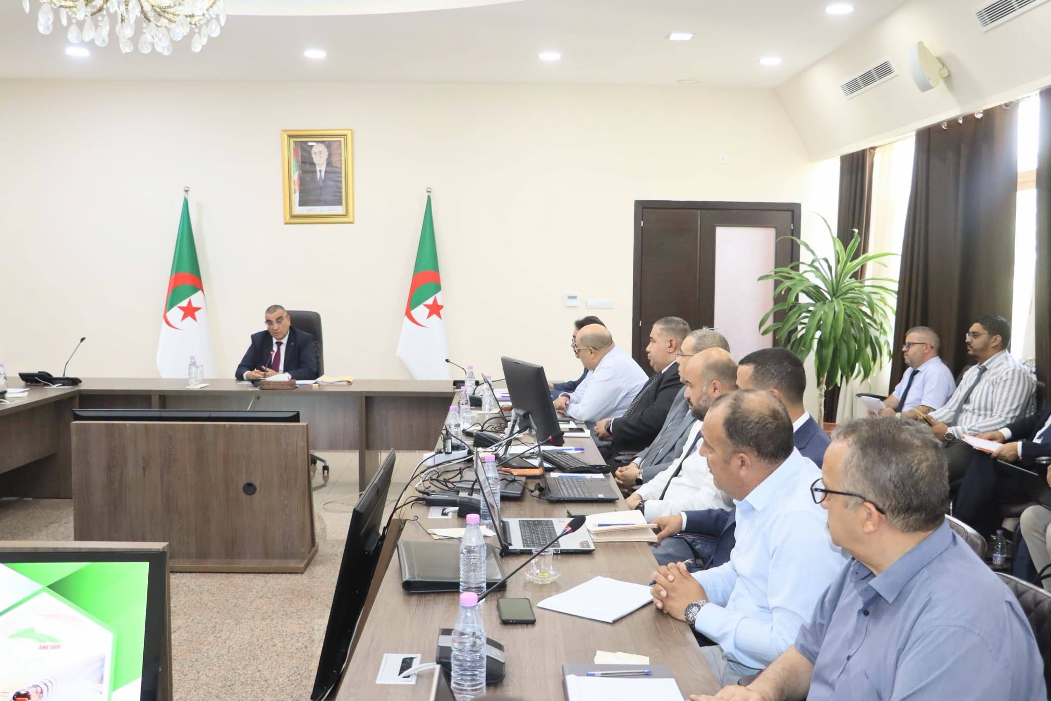 جلاوي يأمر بتسريع وتيرة إنجاز المشاريع الإستراتيجية