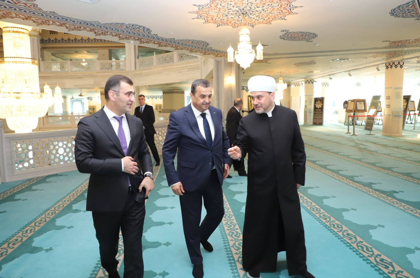 عرقاب يلتقي بموسكو برئيس الإدارة الدينية لمسلمي روسيا  