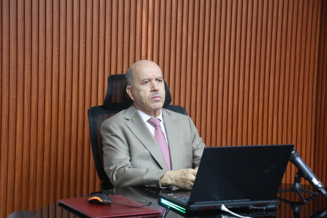 وزير العمل