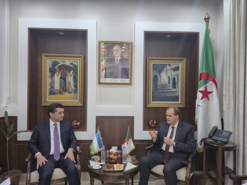 الجزائر وأوزبكستان تبحثان آليات رفع المبادلات التجارية وتعزيز التعاون  الاقتصادي