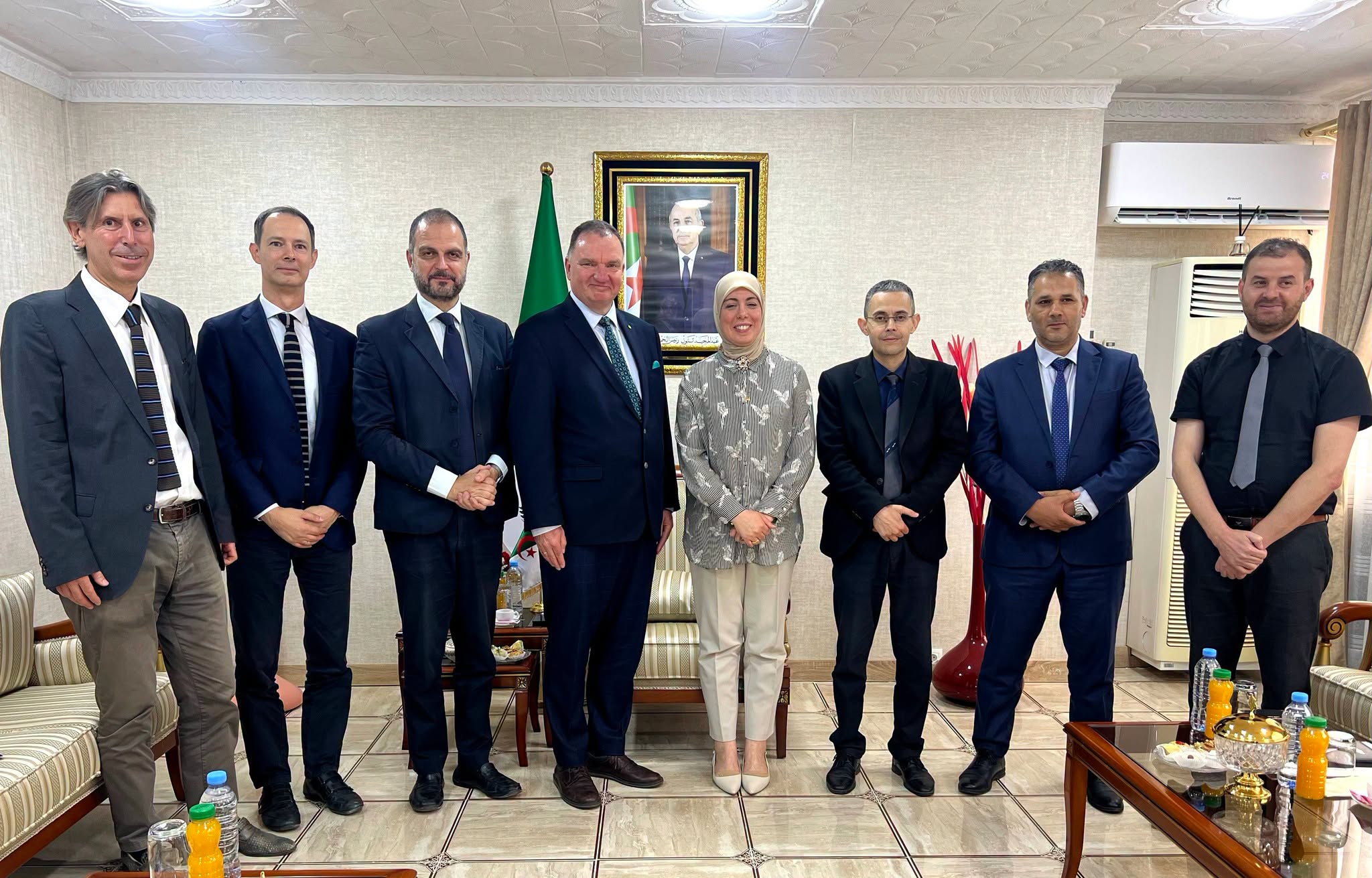 بن مولود تستقبل المدير العام لأكاديمية الحكومة الرقمية الإستونية