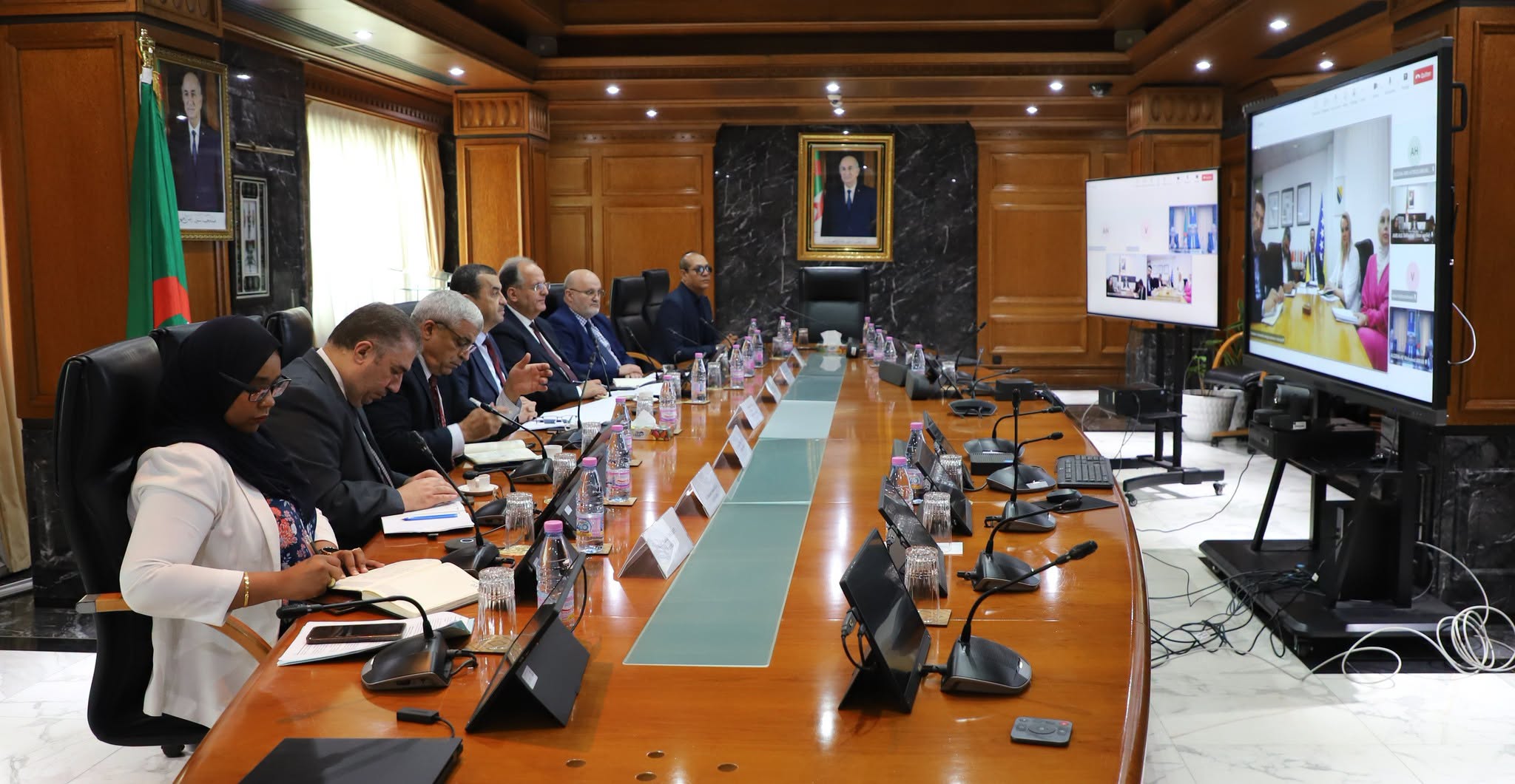وزير المحروقات يتحادث مع وزير الطاقة والمناجم والصناعة لفيدرالية البوسنة والهرسك