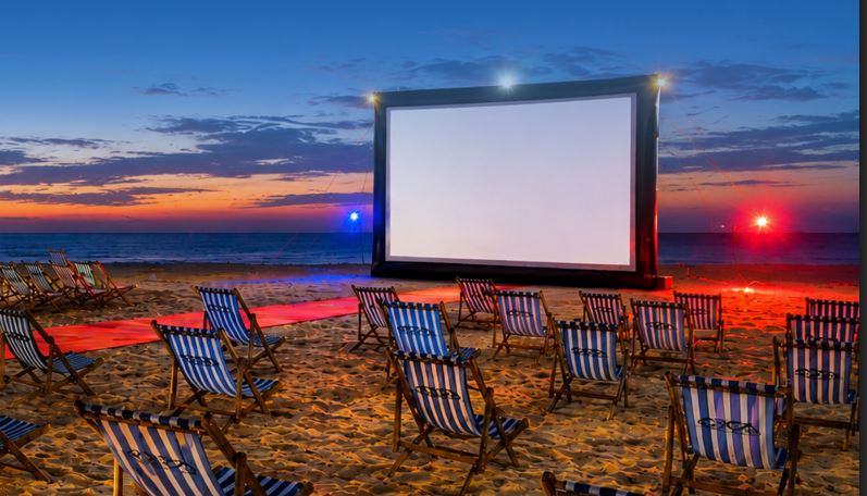 برنامج خاص بالعروض السينمائية على الهواء الطلق شهري جويلية وأوت