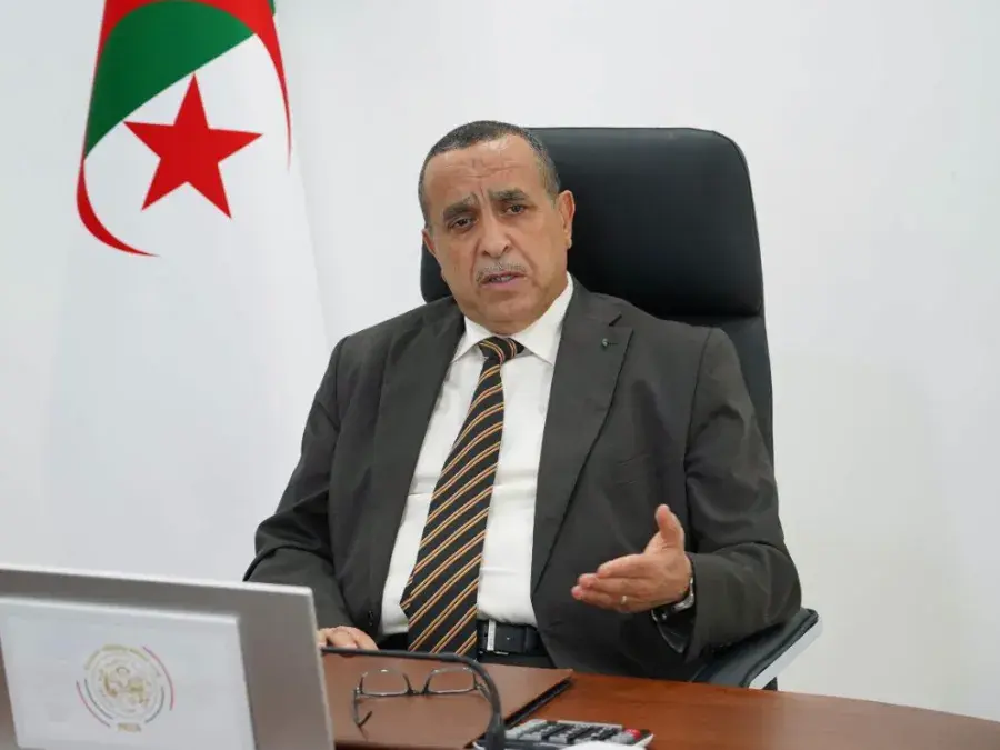 عجال