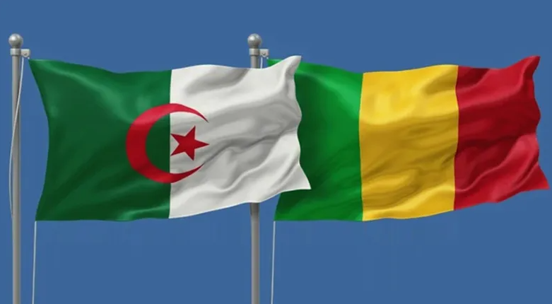 عودة السفير المالي إلى الجزائر