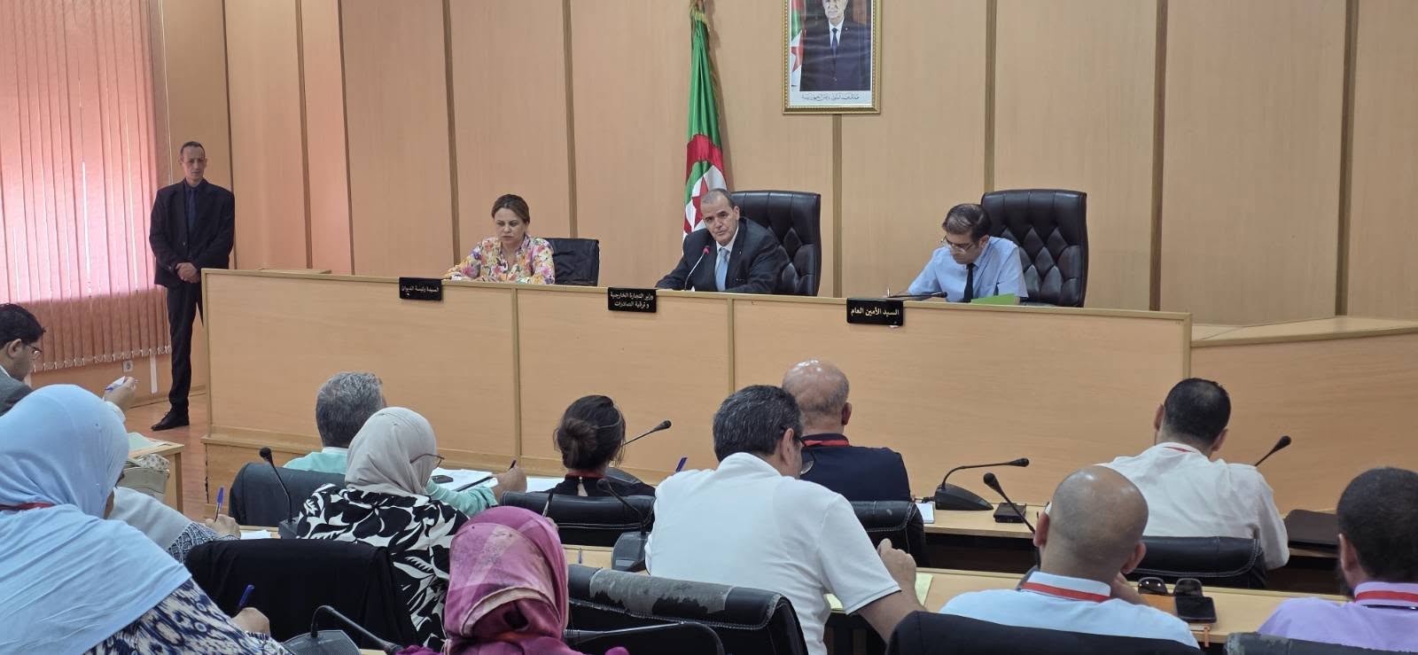 تطوير البنية التحتية اللوجستية لترقية الصادرات خارج المحروقات