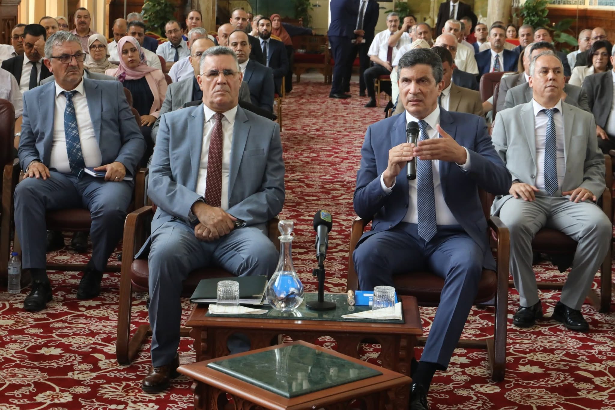 الجزائر العاصمة: اتخاذ تدابير جديدة لتعزيز جودة الخدمة العمومية لتوزيع  الماء الشروب