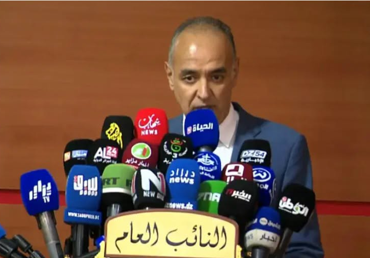 حادث انقلاب حافلة ببومرداس