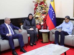 Boughali reçu à Caracas par le président de la République bolivarienne  du Venezuela