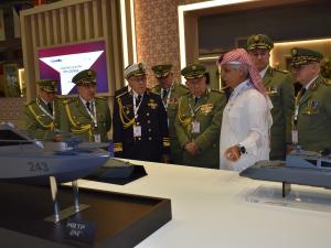 في ثاني يوم من زيارته لقطر: الفريق أول السعيد شنقريحة يحضر مراسم الافتتاح الرسمي لـ "ديمدكس-2026"