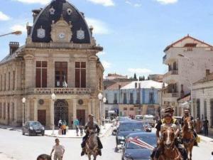 المسرح الجهوي مصطفى كاتب سوق أهراس 