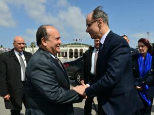 رئيس وزراء جمهورية صربيا يغادر الجزائر