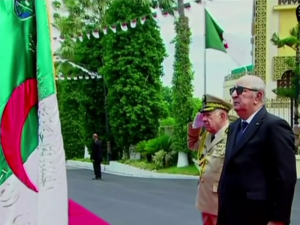 Arrivée du président de la République à l'Académie militaire de Cherchell pour présider la cérémonie annuelle de sortie de promotions
