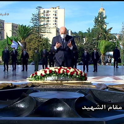 Le Président Tebboune se recueille à la mémoire des chouhada