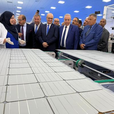 مصنع الالواح الشمسية بورقلة