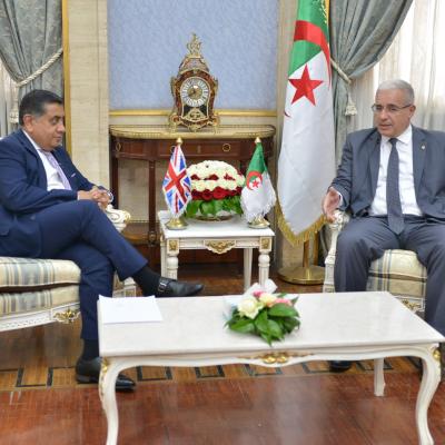 بوغالي مستقبلاً وزير الخارجية البريطاني