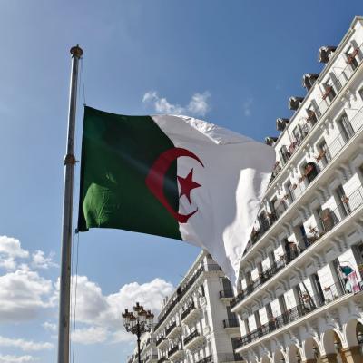 الجزائر