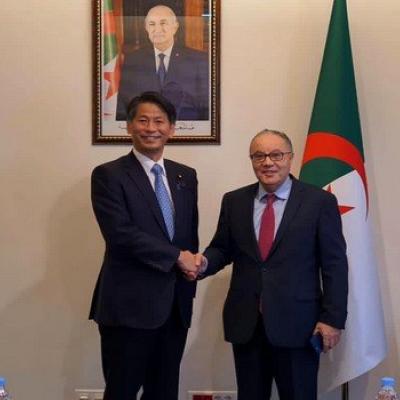 بلاني يتحادث مع الوزير المنتدب لدى وزارة الشؤون الخارجية اليابانية وزارة الخارجية والجالية الوطنية بالخارج