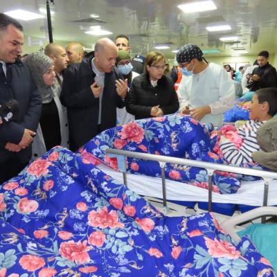 وفد وزاري يزور المصابين في حادث المرور بتيكجدة
