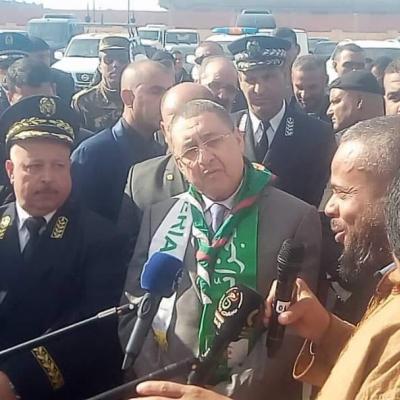 جانب من زيارة مراد لأولاد جلال 
