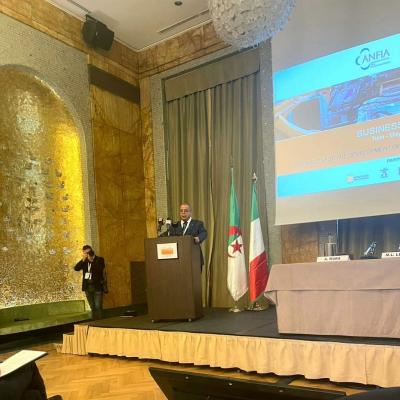 انعقاد المنتدى الاقتصادي حول تطوير صناعة السيارات في الجزائر بايطاليا 