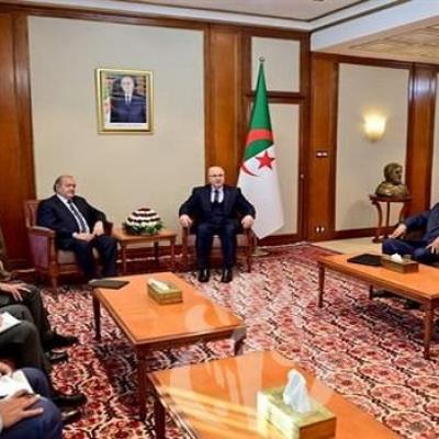 الوزير الأول أيمن بن عبد الرحمان يستقبل وزير الاقتصاد والبحر لجمهورية البرتغال