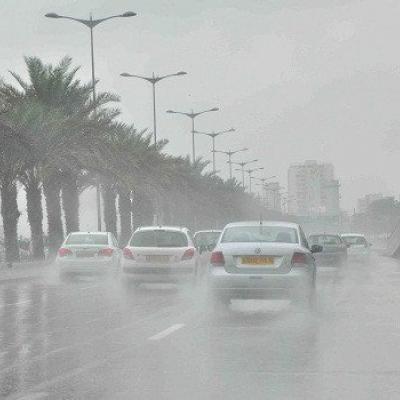 تساقط امطار رعدية على عدة ولايات من الوطن ابتداء من ظهيرة اليوم الجمعة