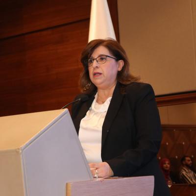  وزيرة البيئة و الطاقات المتجددة