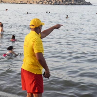 انتشال جثث 6 غرقى ومواصلة البحث عن أربعة آخرين
