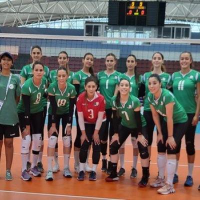 منتخب الجزائر للطائرة سيدات