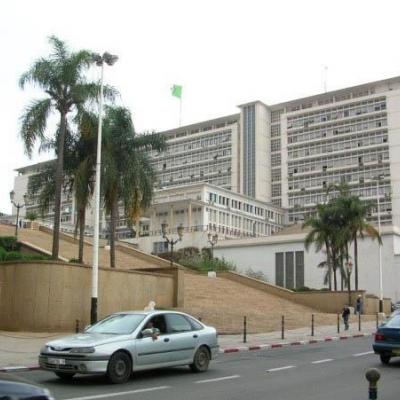 palais-du-gvt-01.jpg