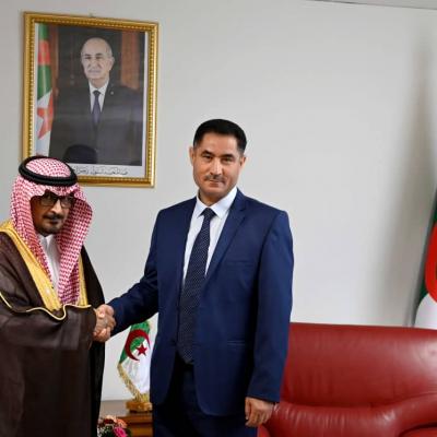 وزير الاتصال يستقبل سفير المملكة العربية السعودية بالجزائر وزير الاتصال يستقبل سفير المملكة العربية السعودية بالجزائر
