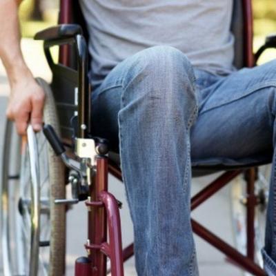 فئة المعاقين 