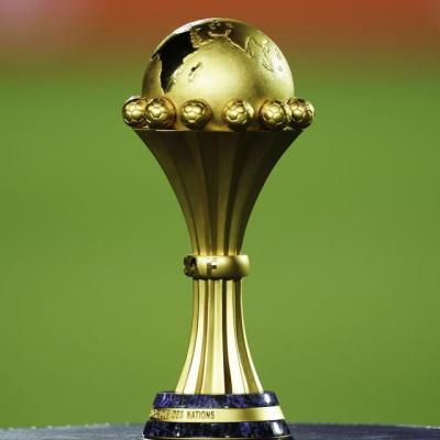 can2023defootball.jpg