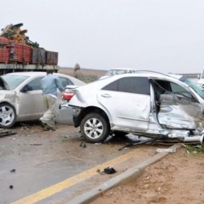 حوادث المرور تودي بحياة 13 شخصاً وتصيب 276 آخرين في 24 ساعة حوادث المرور تودي بحياة 13 شخصاً وتصيب 276 آخرين في 24 ساعة