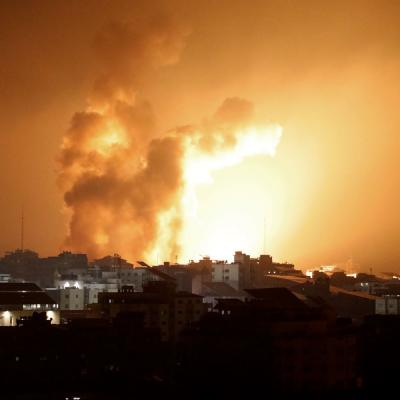 عشرات الشهداء في استهداف طيران الاحتلال الصهيوني لـخان يونس وشمال القطاع