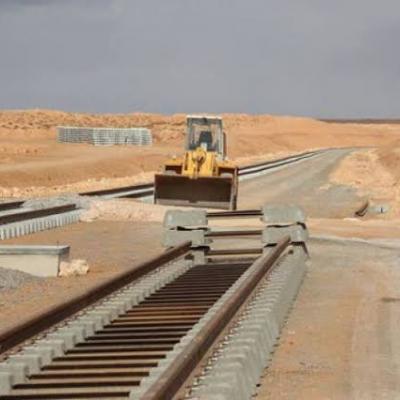 خط السكة الحديدية بشار- تندوف: مشروع واعد لدفع التنمية الإجتماعية الإقتصادية 