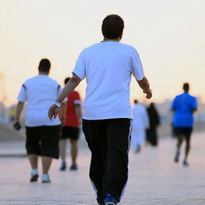 دراسة: المشي بسرعة يمكن أن يقلل خطر الإصابة بمرض السكري من النوع 2