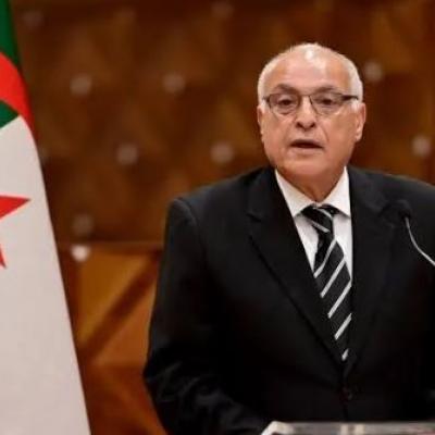 احمد عطاف 