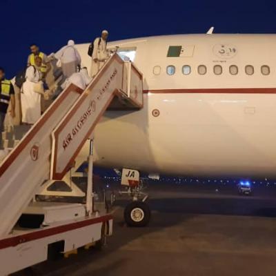 مغادرة اول فوج من الحجاج الجزائريين ببشار