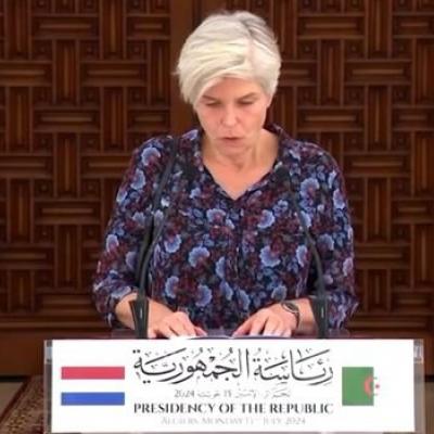سفيرة مملكة هولندا بالجزائر جانا فان دير فيلد