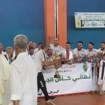 جمعية  أولاد عدوان تحرز على كأسها الثانية في تاريخها