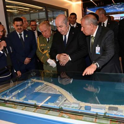 Le président de la République procède à l'inauguration de l'usine de dessalement de l'eau de mer «Fouka 2» dans la wilaya de Tipasa